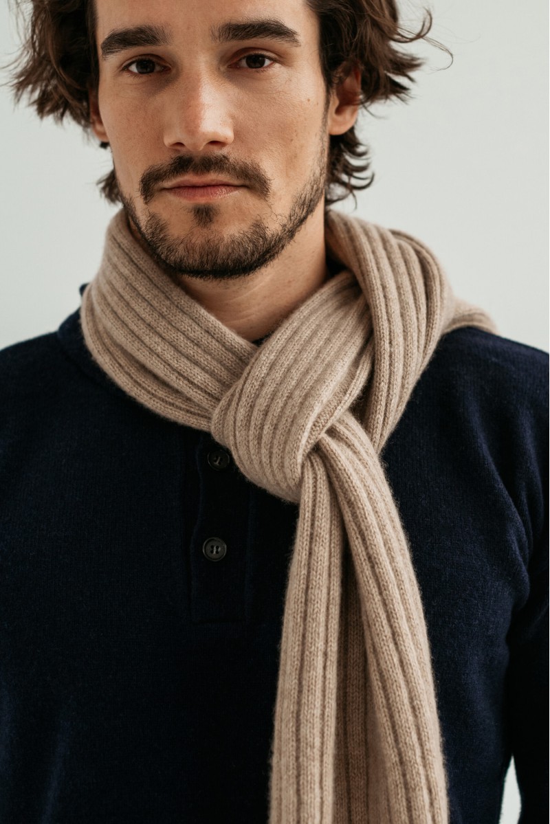 Carlo - elegancki szal męski z kaszmiru Carlo - elegancki szal męski z kaszmiru