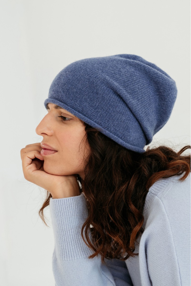 Piumo - zimowa czapka damska z wełny merino Piumo - zimowa czapka damska z wełny merino